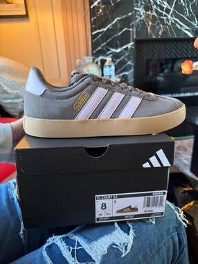 VL Court 3.0 adidas Brown Suede Sneakers with Pink Stripes
